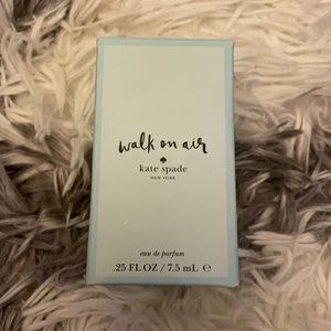 Kate spade Walk On Air perfume